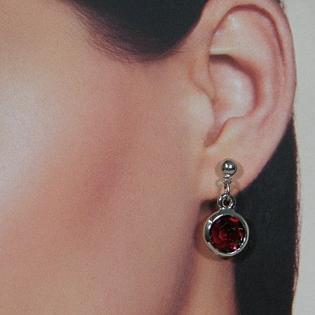 Zilveren roos geslepen robijn kristallen oorhanger