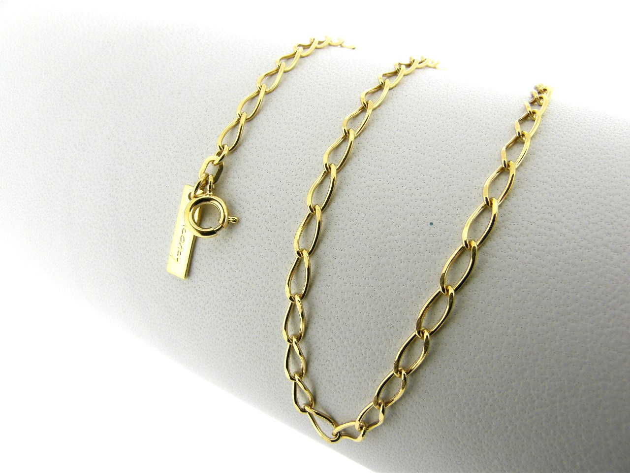 Gouden halsketting gediamanteerd close for ever schakel collier