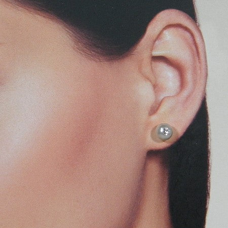 Parel oorknop met ingelegde Swarovski kristallen