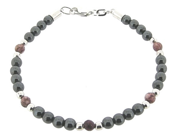 Hematiet armbandje met edelsteentjes gecombineerd met ronde koraal en zilveren balletjes