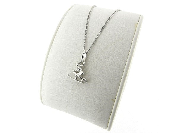 Zilveren dunne gourmet pendant ketting met skiër hangertje